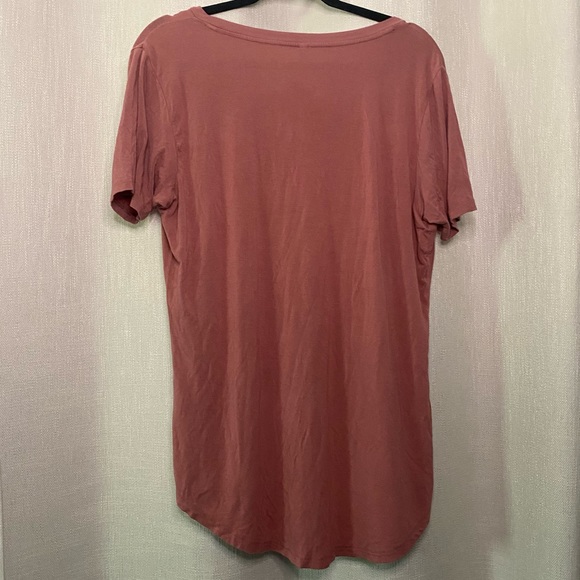 Bundle of (3) Large Tops - Picture 3 of 7